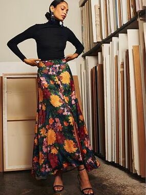 Abbey Glass Savannah Skirt Full Bloom Satin
